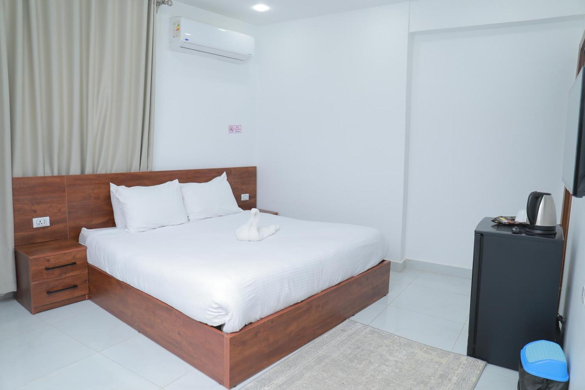 Prince Pyramids Inn Kafrat al Jabal Exterior photo